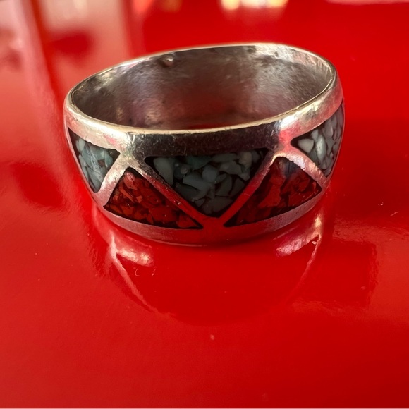 Vintage Southwestern Silver Turquoise & Coral Inlay Infinity Band. Size 4.5 - Picture 5 of 14
